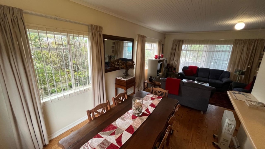 6 Bedroom Property for Sale in Oyster Bay Eastern Cape